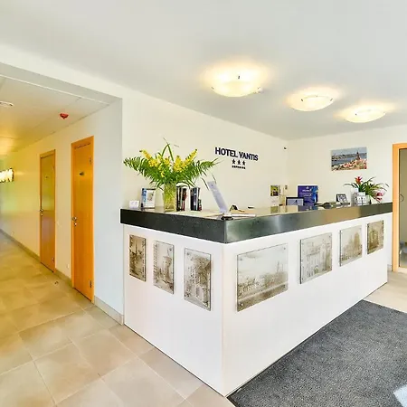 Szálloda Superior Vantis Riverside