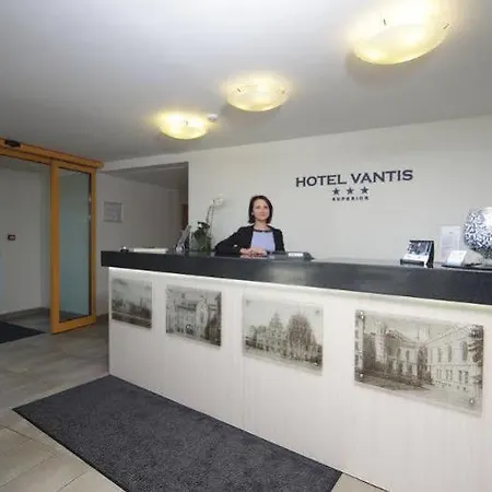 Superior Vantis Riverside Szálloda Riga