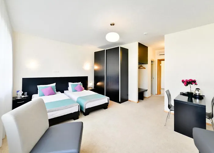 Superior Vantis Riverside Hotel Riga