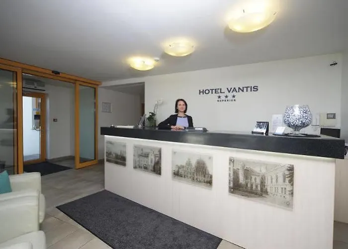 Superior Vantis Riverside Hotel Riga