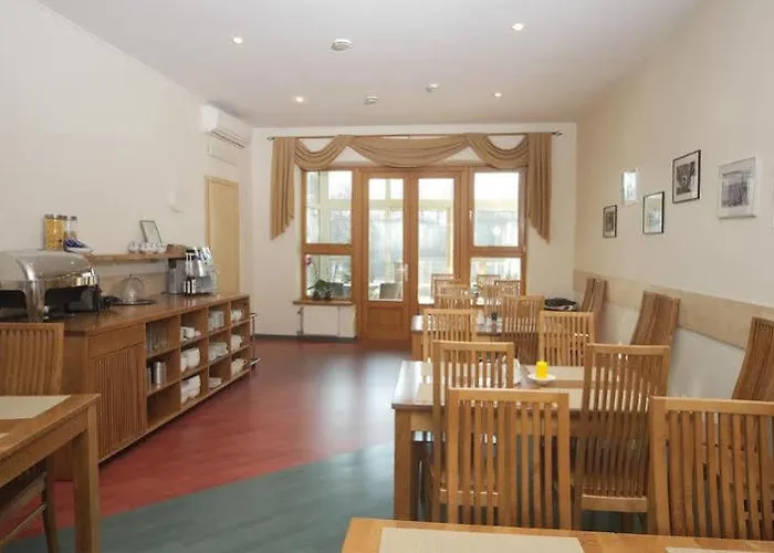 호텔 Superior Vantis Riverside 3*