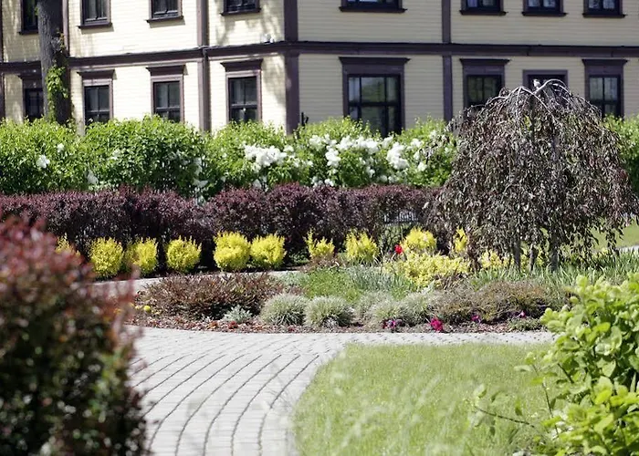 Superior Vantis Riverside 호텔 3*